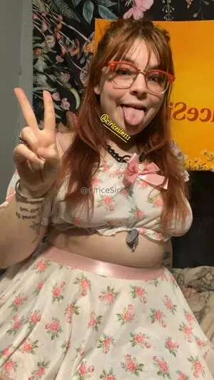 Ciricesinssfw OnlyFans Leaked Free Thumbnail Picture - #nfpSt9SDuZ