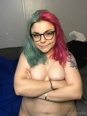Ciricesinssfw OnlyFans Leaked Free Thumbnail Picture - #sshOUjuT2H