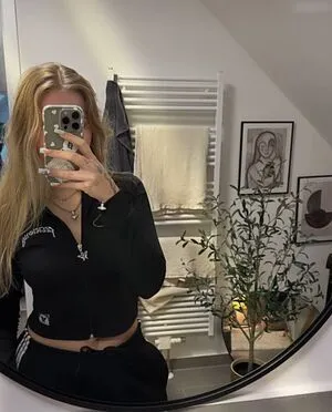 Cirizzle OnlyFans Leaked Free Thumbnail Picture - #PB1SLXavqB