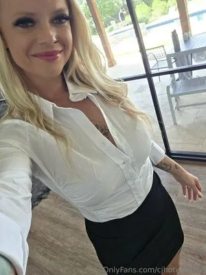 Cjhotwifefree OnlyFans Leaked Free Thumbnail Picture - #GCdTLHrf55