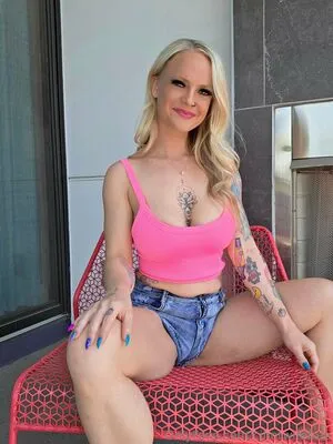 Cjhotwifefree OnlyFans Leaked Free Thumbnail Picture - #lvq1Iyq2xE