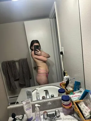 Cjuneiperbrown33 OnlyFans Leaked Free Thumbnail Picture - #8r3c1Fzgb9