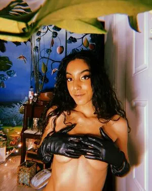 Claire Black OnlyFans Leaked Free Thumbnail Picture - #gDxmS05PiA
