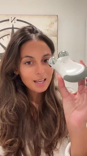 Claire Grossman OnlyFans Leaked Free Thumbnail Picture - #npZnnTr4o1