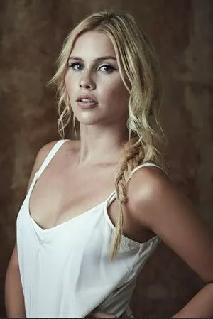 Claire Holt OnlyFans Leaked Free Thumbnail Picture - #DKDV0iA50I