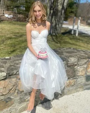 Claire Jameson OnlyFans Leaked Free Thumbnail Picture - #34yO9IK4mo