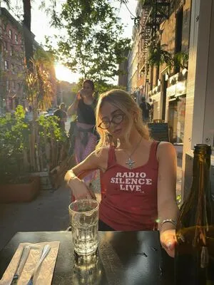 Claire Rosinkranz OnlyFans Leaked Free Thumbnail Picture - #KCsqgfKDZw