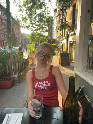 Claire Rosinkranz OnlyFans Leaked Free Thumbnail Picture - #RtYssxUxvH