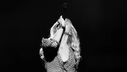 Claire Rosinkranz OnlyFans Leaked Free Thumbnail Picture - #YKpLBCQUf4