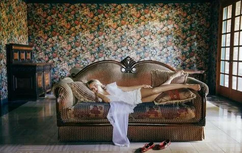 Claire Rosinkranz OnlyFans Leaked Free Thumbnail Picture - #r5EjNTqUU5