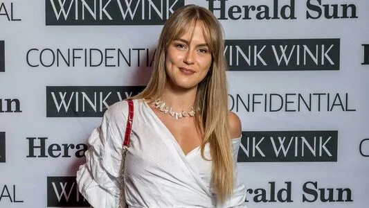 Claire Smith OnlyFans Leaked Free Thumbnail Picture - #7p4cMBn1dD