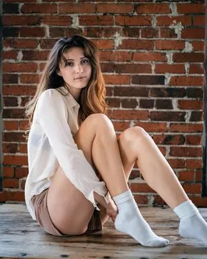 Clairebellerice OnlyFans Leaked Free Thumbnail Picture - #tgCMc3V5H6