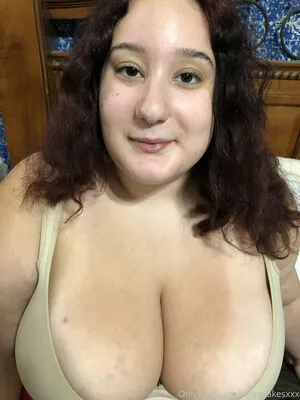 Clairecakesxxx OnlyFans Leaked Free Thumbnail Picture - #XhkoOfjLGK