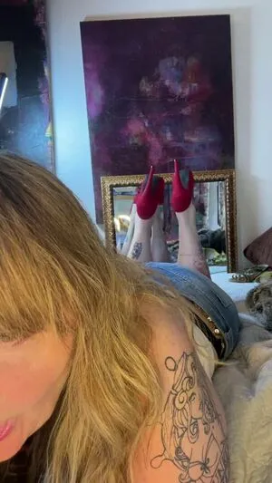Clairedelune OnlyFans Leaked Free Thumbnail Picture - #6DzFQfTJ0Z