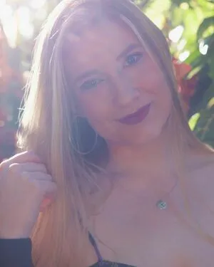 Clairekiersky OnlyFans Leaked Free Thumbnail Picture - #ByWZ8D2FS2