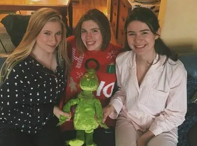 Clairekiersky OnlyFans Leaked Free Thumbnail Picture - #c9Wq4Uu5ha