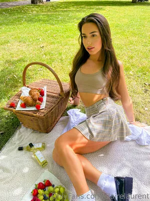 Clairelaurent OnlyFans Leaked Free Thumbnail Picture - #A7avAUpDFm