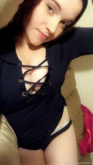 Clairexo OnlyFans Leaked Free Thumbnail Picture - #ICY2sb3JuF