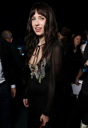 Clairo OnlyFans Leaked Free Thumbnail Picture - #3RKEJTvdO2