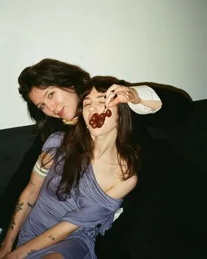 Clairo OnlyFans Leaked Free Thumbnail Picture - #8W7Sg1bH7c