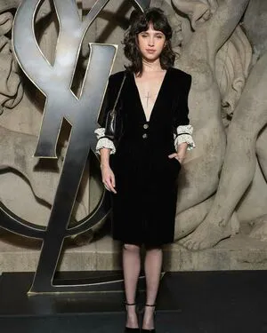 Clairo OnlyFans Leaked Free Thumbnail Picture - #9qXUzFEyxN
