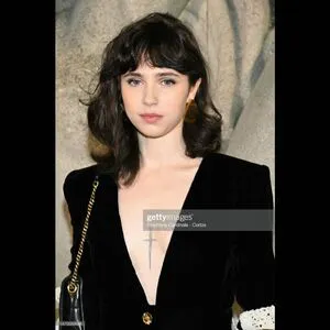 Clairo OnlyFans Leaked Free Thumbnail Picture - #Lw9tvySXkQ