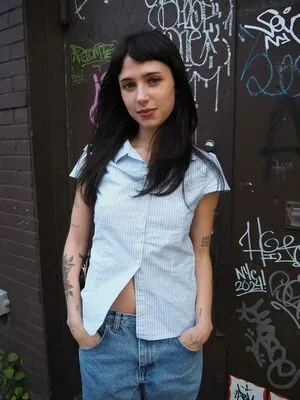 Clairo OnlyFans Leaked Free Thumbnail Picture - #MGsZFdgmLW