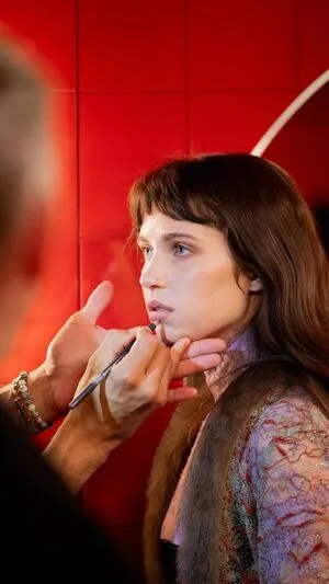 Clairo OnlyFans Leaked Free Thumbnail Picture - #SHjN01X9fo