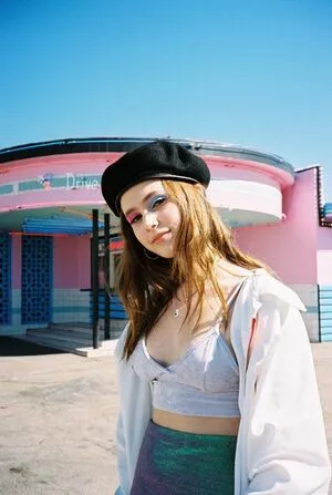 Clairo OnlyFans Leaked Free Thumbnail Picture - #SPF7Iupn2v