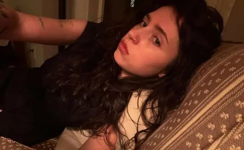 Clairo OnlyFans Leaked Free Thumbnail Picture - #Vps4cCKNIh