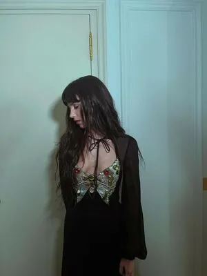 Clairo OnlyFans Leaked Free Thumbnail Picture - #Y7OOPbBcsb