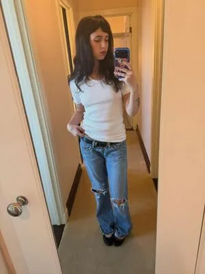 Clairo OnlyFans Leaked Free Thumbnail Picture - #e5cpxNQNp4