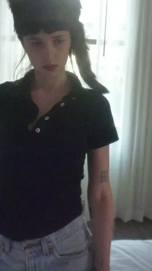 Clairo OnlyFans Leaked Free Thumbnail Picture - #fRLNbpBS20