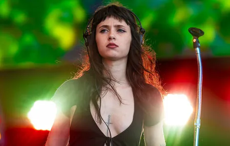 Clairo OnlyFans Leaked Free Thumbnail Picture - #hjyKOkyPjn