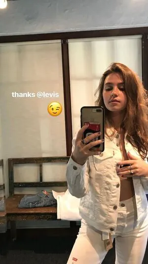 Clairo OnlyFans Leaked Free Thumbnail Picture - #m2JAYYuefi
