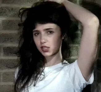 Clairo OnlyFans Leaked Free Thumbnail Picture - #oc1tCBN42K