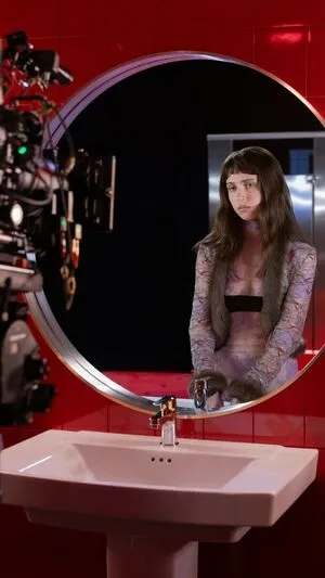 Clairo OnlyFans Leaked Free Thumbnail Picture - #yAkbBqlzRX