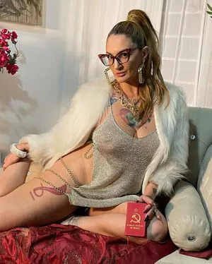 Clara Averbuck OnlyFans Leaked Free Thumbnail Picture - #iVOiNs91Lm