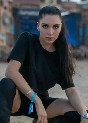 Clara Cuv OnlyFans Leaked Free Thumbnail Picture - #5maaw72m6a