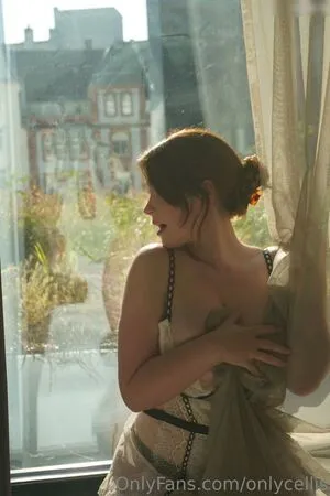 Clara Ellis OnlyFans Leaked Free Thumbnail Picture - #4d9ZROGOBz