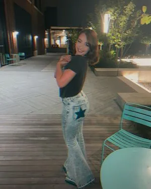 Clara Ellis OnlyFans Leaked Free Thumbnail Picture - #IntzuoXkJV