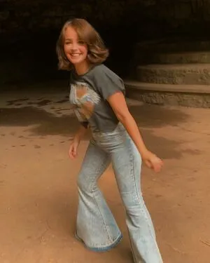 Clara Ellis OnlyFans Leaked Free Thumbnail Picture - #l5lIyQc4WU