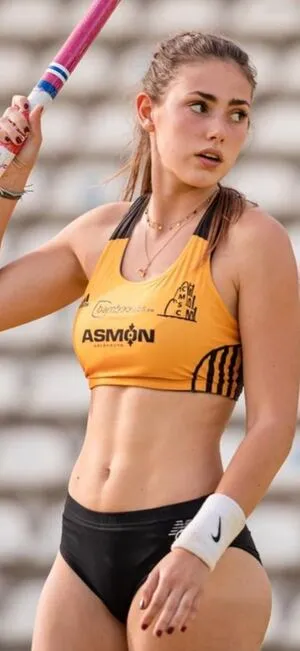 Clara Ferna Ndez OnlyFans Leaked Free Thumbnail Picture - #exJL5Bkf12