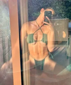 Clara Fernandez OnlyFans Leaked Free Thumbnail Picture - #FKAeO53yNE