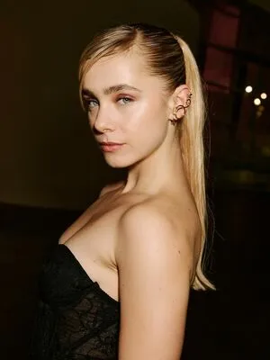 Clara Galle OnlyFans Leaked Free Thumbnail Picture - #5XvrT8MEHM