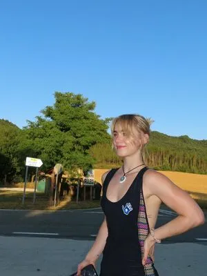 Clara Galle OnlyFans Leaked Free Thumbnail Picture - #5unZ98edyp