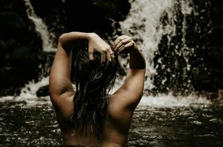 Clara Gomez OnlyFans Leaked Free Thumbnail Picture - #VHMjnpTm25