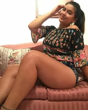 Clara Gonz OnlyFans Leaked Free Thumbnail Picture - #3FfiRUFxbm