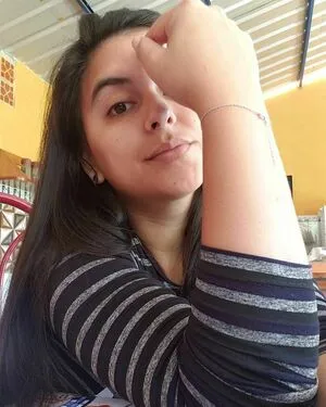 Clara Gonz OnlyFans Leaked Free Thumbnail Picture - #5GJjfny3OI