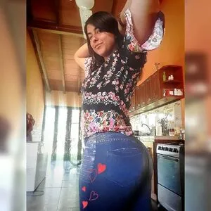 Clara Gonz OnlyFans Leaked Free Thumbnail Picture - #68h4TSf6Al